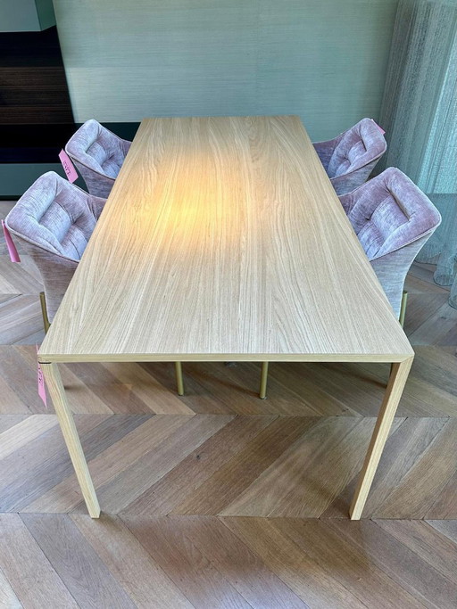 Slim dining table – Arco
