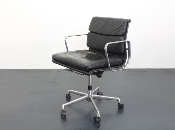 Image 1 of Soft Pad Office Chairs ICF Charles & Ray Eames Seats