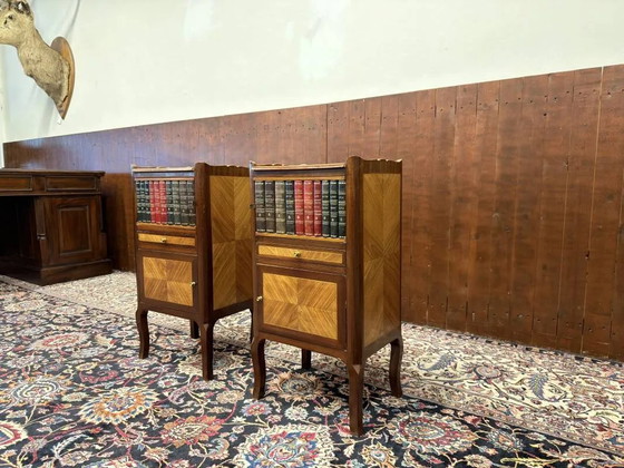 Set of Classic English Nightstand with Books and Marqueterie, Leather, Wood, Chesterfield (photo 3 of 15)