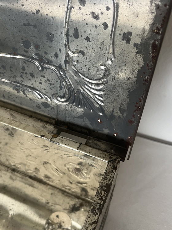 Image 1 of Pagani verslond een blikken doos