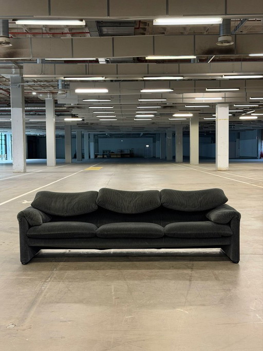 Cassina 3-seater Maralunga Sofa | Vintage