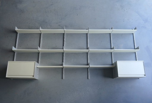 Estantería de pared modelo 606 de Dieter Rams para Vitsoe, década de 1960.