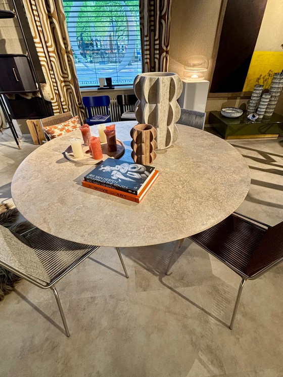 Image 1 of Alinea Angelo M Table de repas 160 Diamètre Argent Travertino