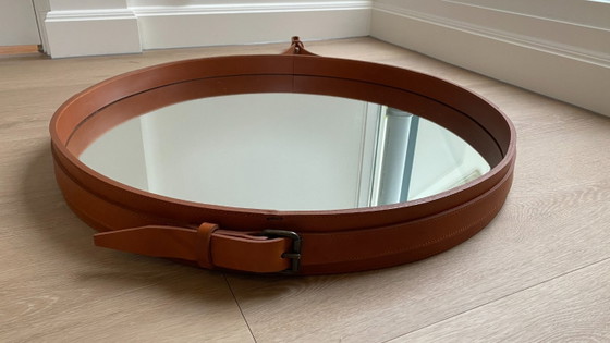 Image 1 of Specchio GUBI Ø70 cm Jacques Adnet pelle marrone chiaro