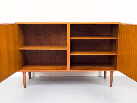 Image 1 of Credenza danese in teak di Omann Jun, anni '60