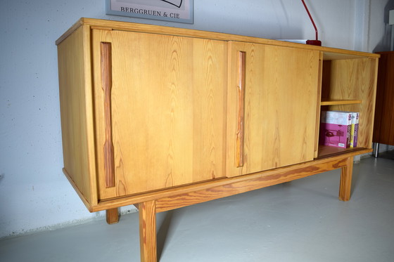 Image 1 of Deens dressoir/commode uit de jaren 70, vintage model.