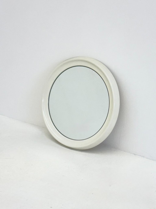 Space Age round mirror in white from Schönbuch