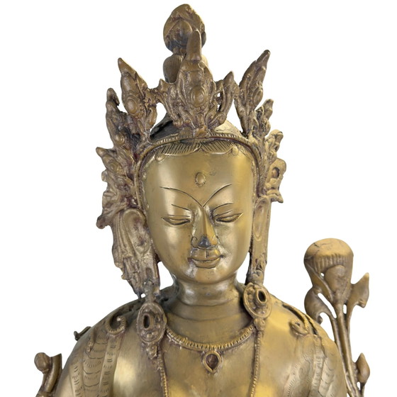 Antigua Green Tara nepalesa – bronce dorado al fuego, tradición Newar, siglo XIX, H 100 cm, 15.2 kg. (photo 2 of 11)