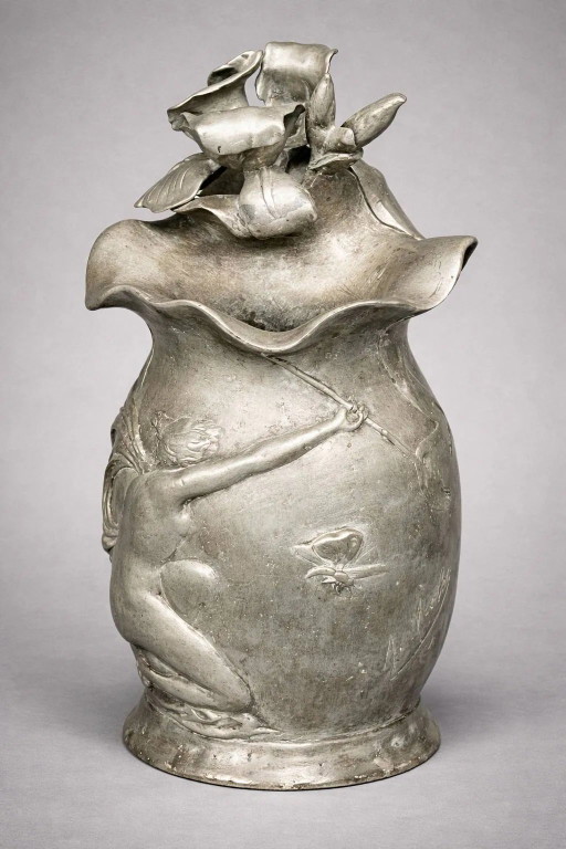 Massive vase signed "Iris" in the Art Nouveau style. – vazen, Crystal, Glass (photo 2 of 7)