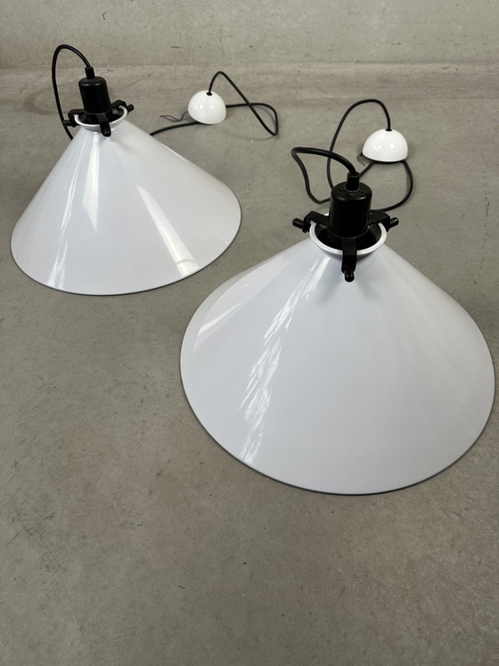 Image 1 of 2 lampade a sospensione vintage in metallo bianco - anni '80