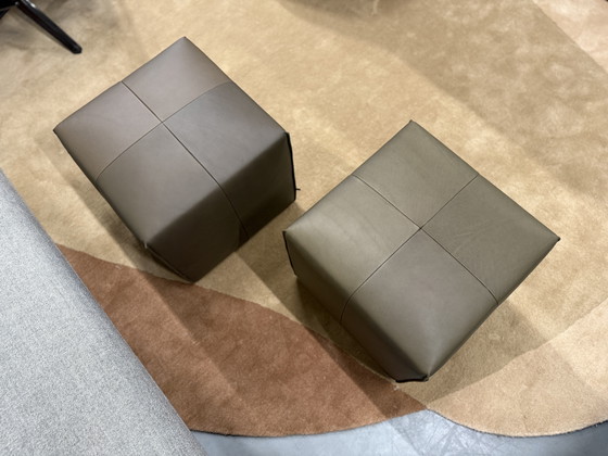 Image 1 of 2 Eyye Kub 47 Tabouret Cera Clay cuir