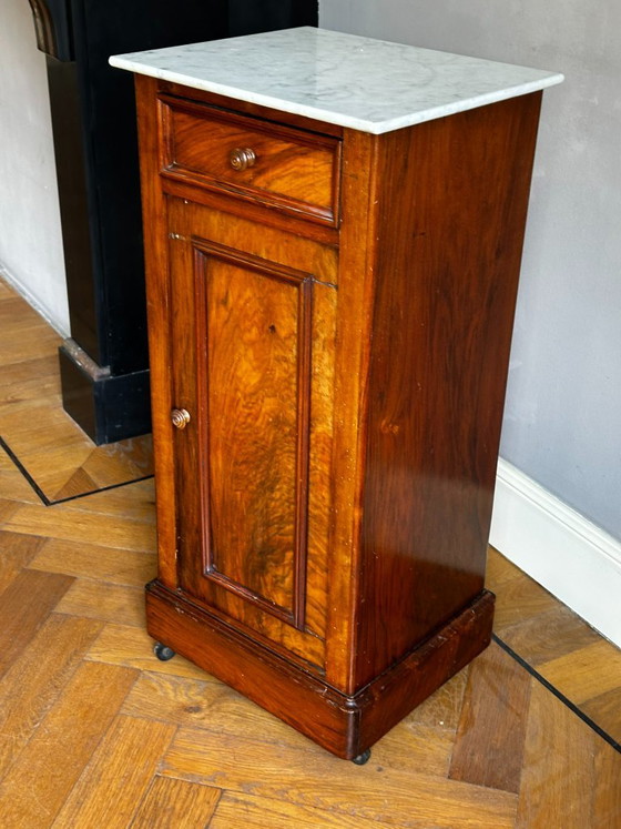 Comodino - Mogano con piano in marmo. – Comodini, Legno (photo 4 of 7)
