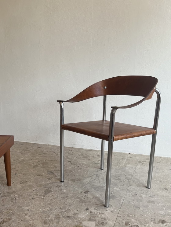 Image 1 of 2x Originele "Italiaans Modernisme jaren 70" fauteuil, verchroomd buisvormig staal, leer!