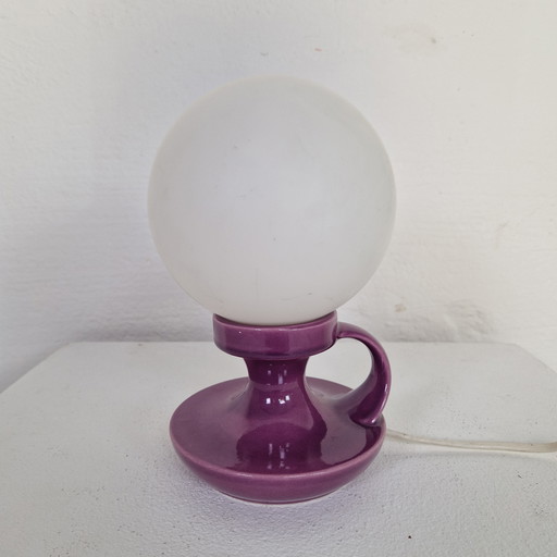 Lampada viola della Germania Ovest