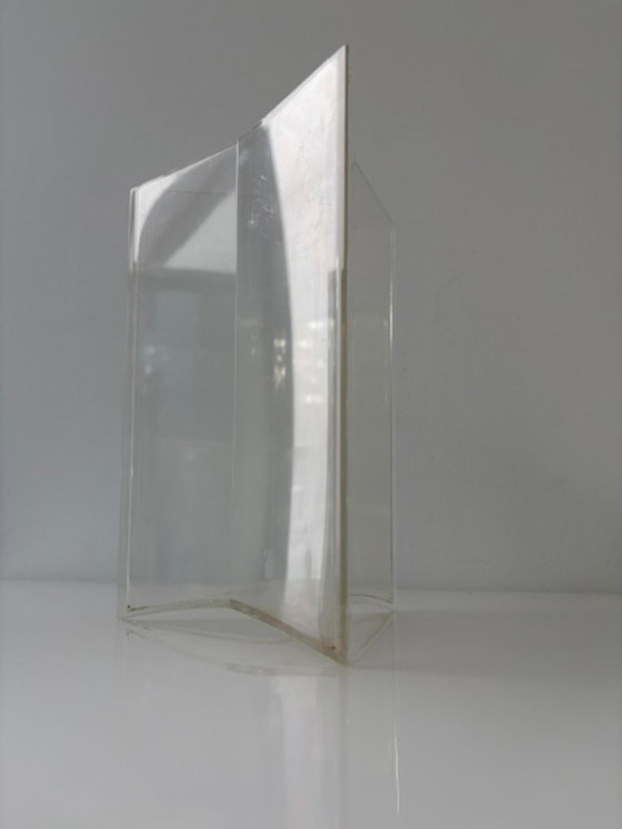Avance nr. 472 sculptural vase – exclusive Dutch design – Somé Vena - Dutch Design, Plastic (photo 11 of 16)