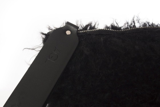 Image 1 of AGL, pochette nera in pelle di pecora