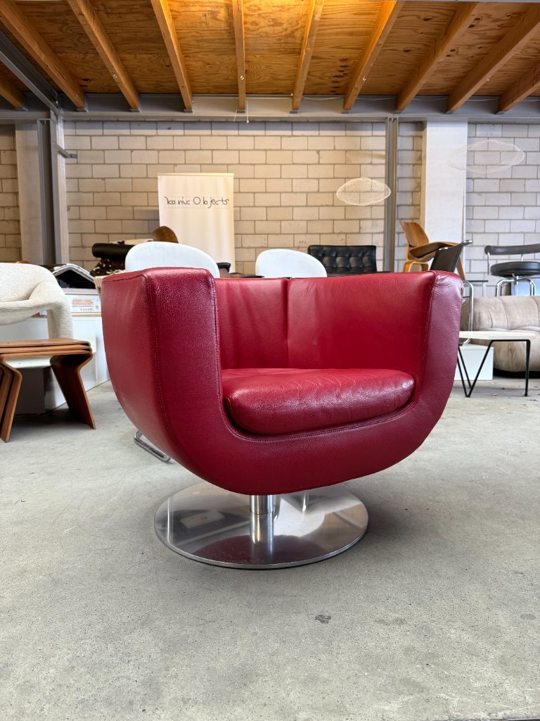 B&B Italia Tulip chair by Jeffrey Bernett | €550 | Whoppah