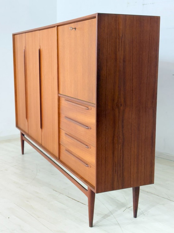 Aparador alto de teca de mediados de siglo, de la década de 1960 – Mueble para salón – Aparador (photo 13 of 20)