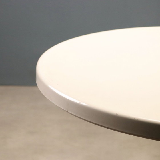 Kartell table from the 1960s – Dining tables, Plastic (photo 4 of 10)