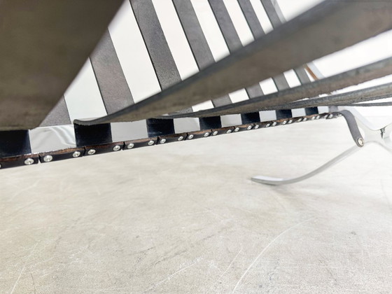 Image 1 of Originele Knoll International Barcelona-voorzitter Mies van der Rohe III