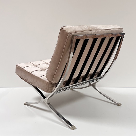 Image 1 of Réplique de chaise de Barcelone