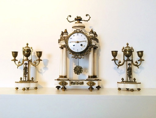 Kamingarnitur Piolaine (Paris) * Antik, 19. Jahrhundert * Uhr