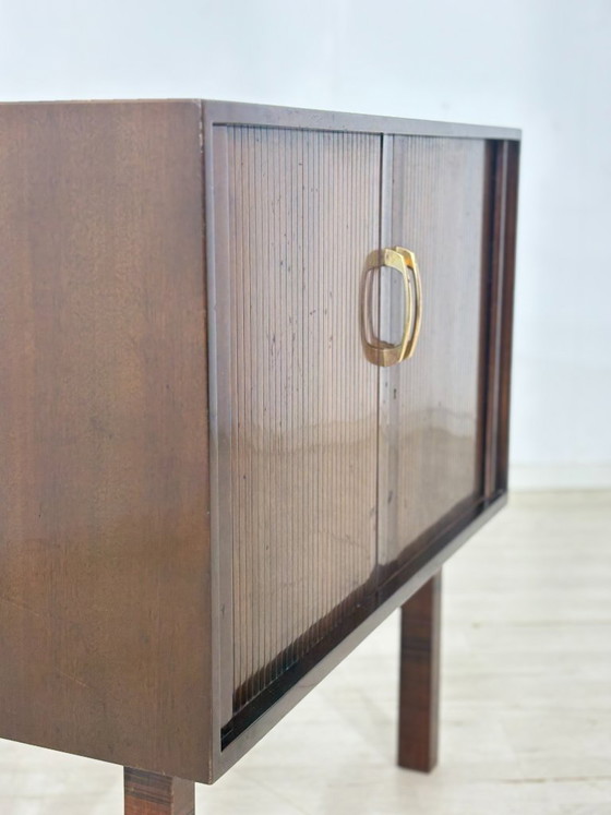 Image 1 of Vintage ladekast / dressoir uit het midden van de 20e eeuw – jaren 60