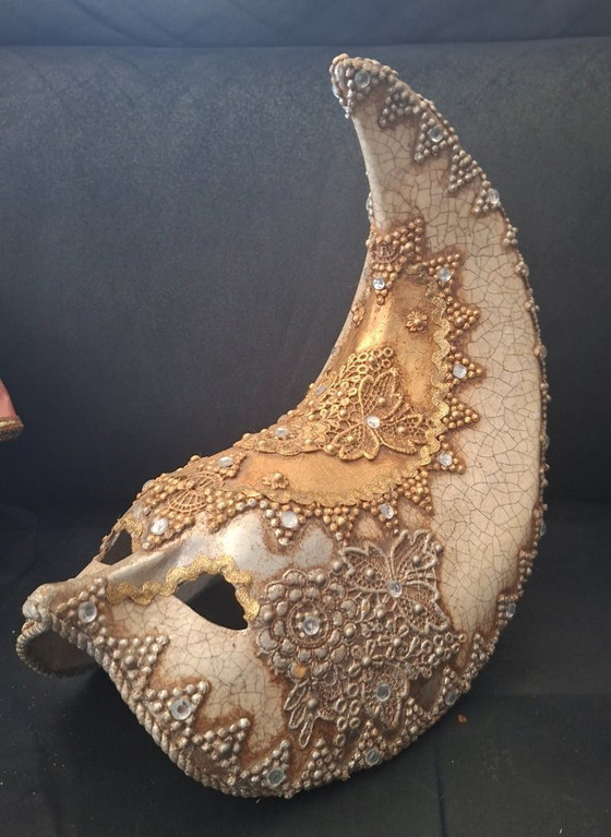 Image 1 of Maschere veneziane vintage fatte a mano – Cartapesta – Made in Venice