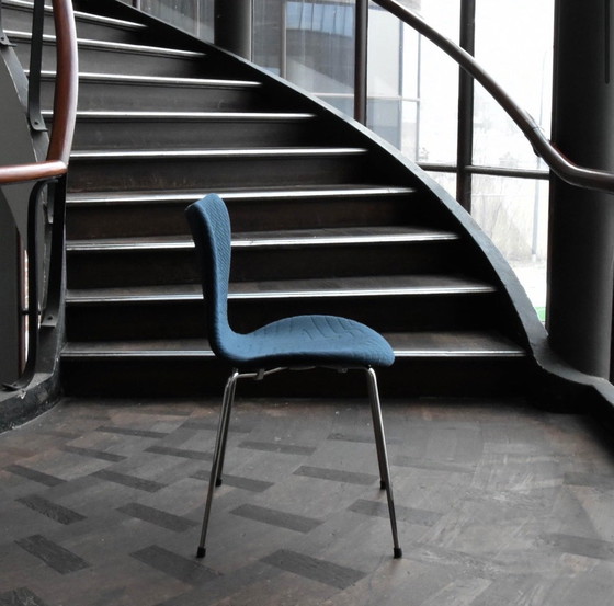 Image 1 of 6x Fritz Hansen Butterfly Stühle, gepolstert