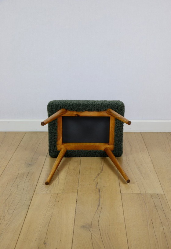 Image 1 of High stool seat boucle fleece green - round beech legs