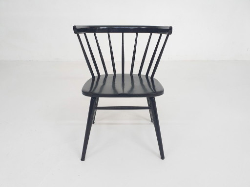 Chaise de salle à manger à dossier à fuseaux noirs, attribuée à Nesto, Danemark, années 1960