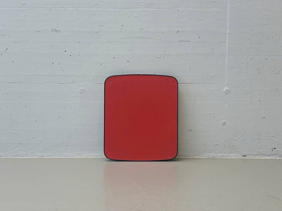 Image 1 of Opklapbaar bijzettafeltje met rood Formica blad, jaren 70