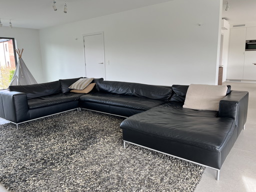 Design zithoek: Indera zetel met bijhorend tapijt Bomat