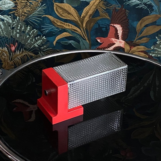 Image 1 of Coppia di applique vintage in plastica rossa e vetro trasparente