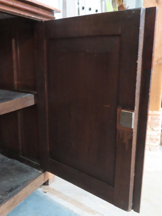 Image 1 of Eikenhouten kast laat 19de eeuw