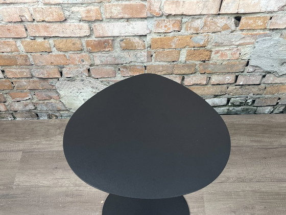 Cascando Pully Side, Metallo Nero | Robert Bronwasser, Tavolini, Minimalisme (foto 2 di 7)