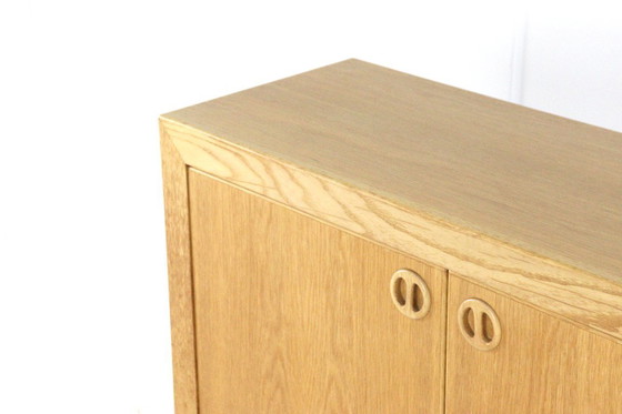 Image 1 of Credenza compatta in rovere Vintege