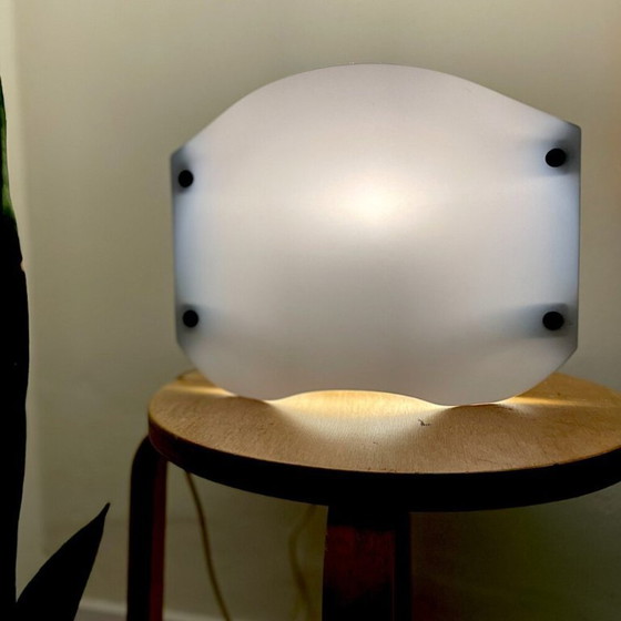 Image 1 of Lámpara de sobremesa italiana modernista de acrílico blanco Vela de Samuel Parker