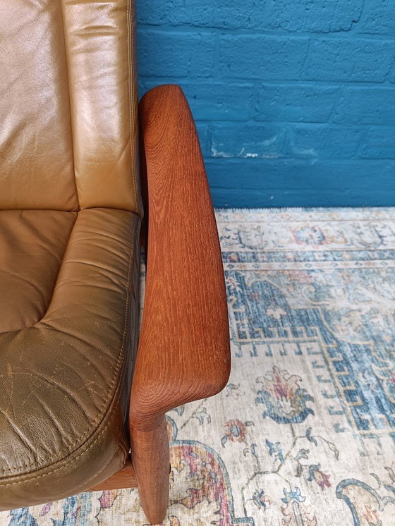 Image 1 of 2 poltrone di design vintage con 1 poggiapiedi, design danese, anni '60