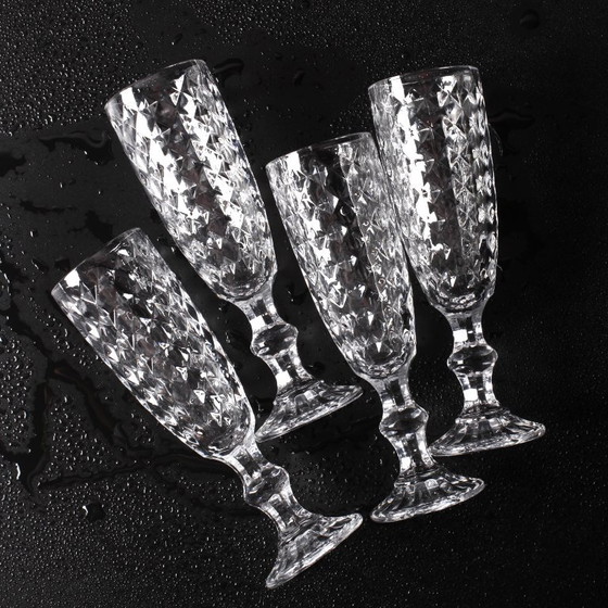 Set of 4 Vintage Pressed Glass Champagne Flutes, Clear Italian Stemware / 2000s – Glass & Decanter (photo 5 of 13)
