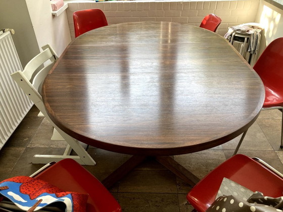 Image 1 of Tavolo da pranzo ovale in palissandro di John Mortensen