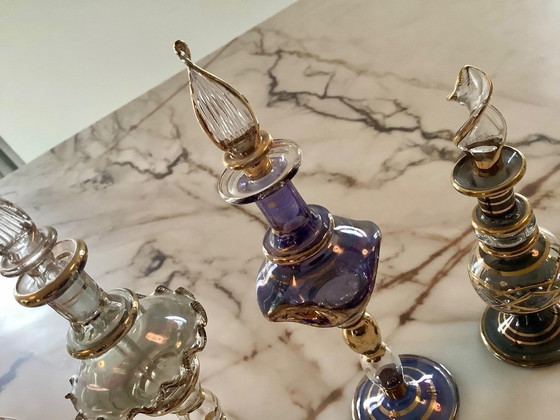 Image 1 of Flacons de parfum vintage, lot de 5.