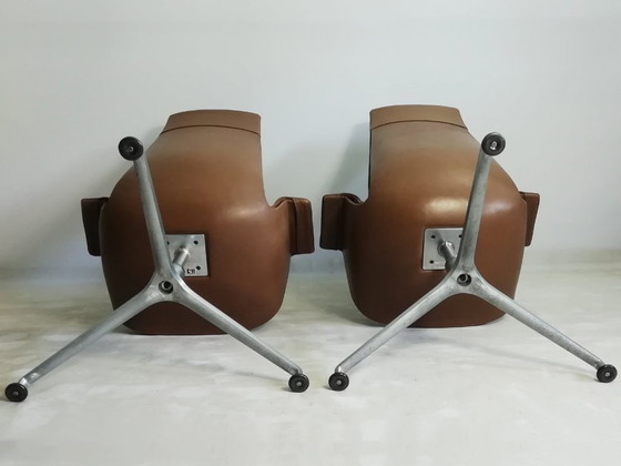 2x KILL FK67 designicoon 1967 Fabricius Kastholm leren stoel TULIP 3-potige KNOLL set van 2 (photo 11 of 20)