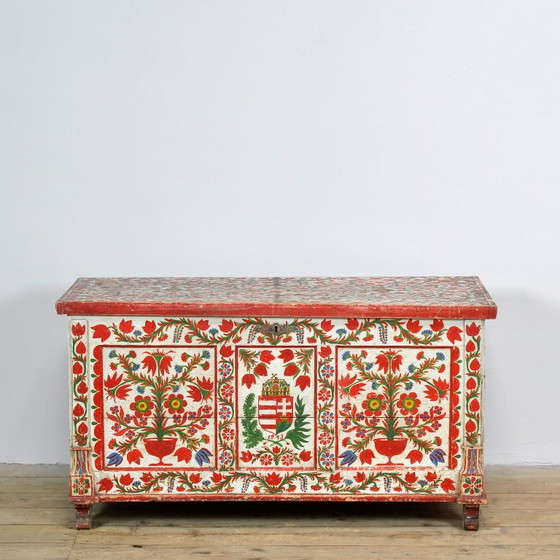 Folk art bridal chest, dated 1943 – Furniture, Iron, Wood (photo 2 of 14)