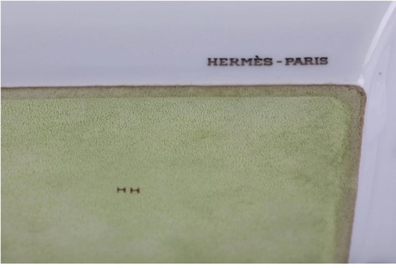 Image 1 of Original Hermès Cendrier Vintage vert avec éléphant