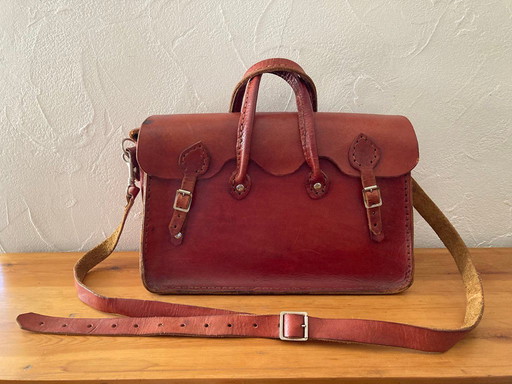 Handgefertigte Tasche aus echtem Naturleder