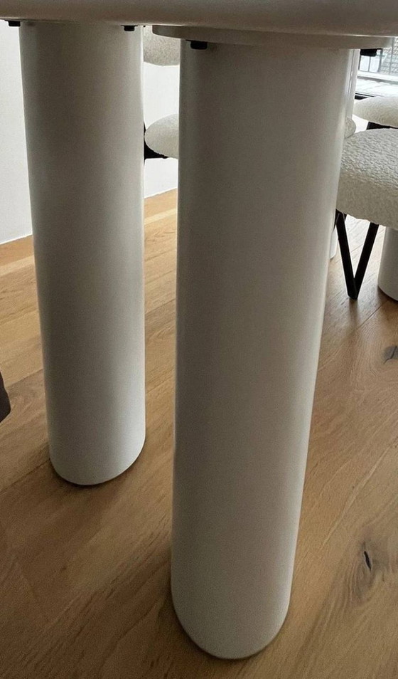 Image 1 of Tavolo da pranzo organico 180Cm Bianco