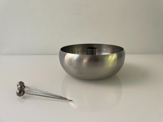 Image 1 of Ciotola vintage in acciaio inox per snack o tapas con stuzzicadenti.