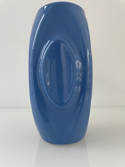 Beautiful Blue Glazed Vase With Ellipse Patterns