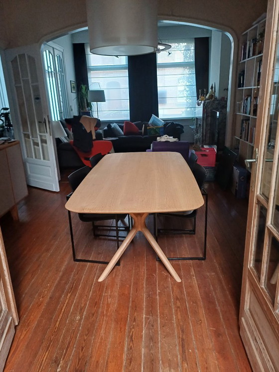 Image 1 of Mesa de diseño